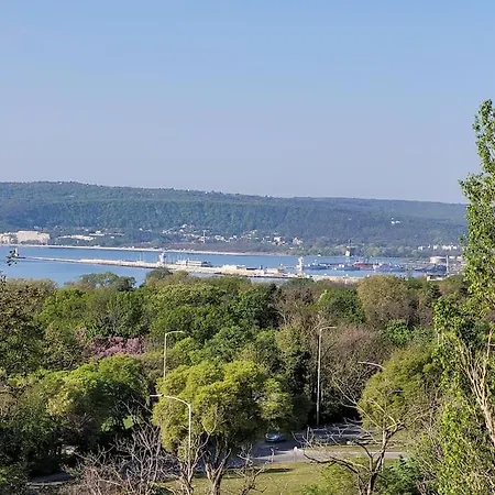 Ap.mihalevi 2bedrooms,living And Kitchen Apartmán *